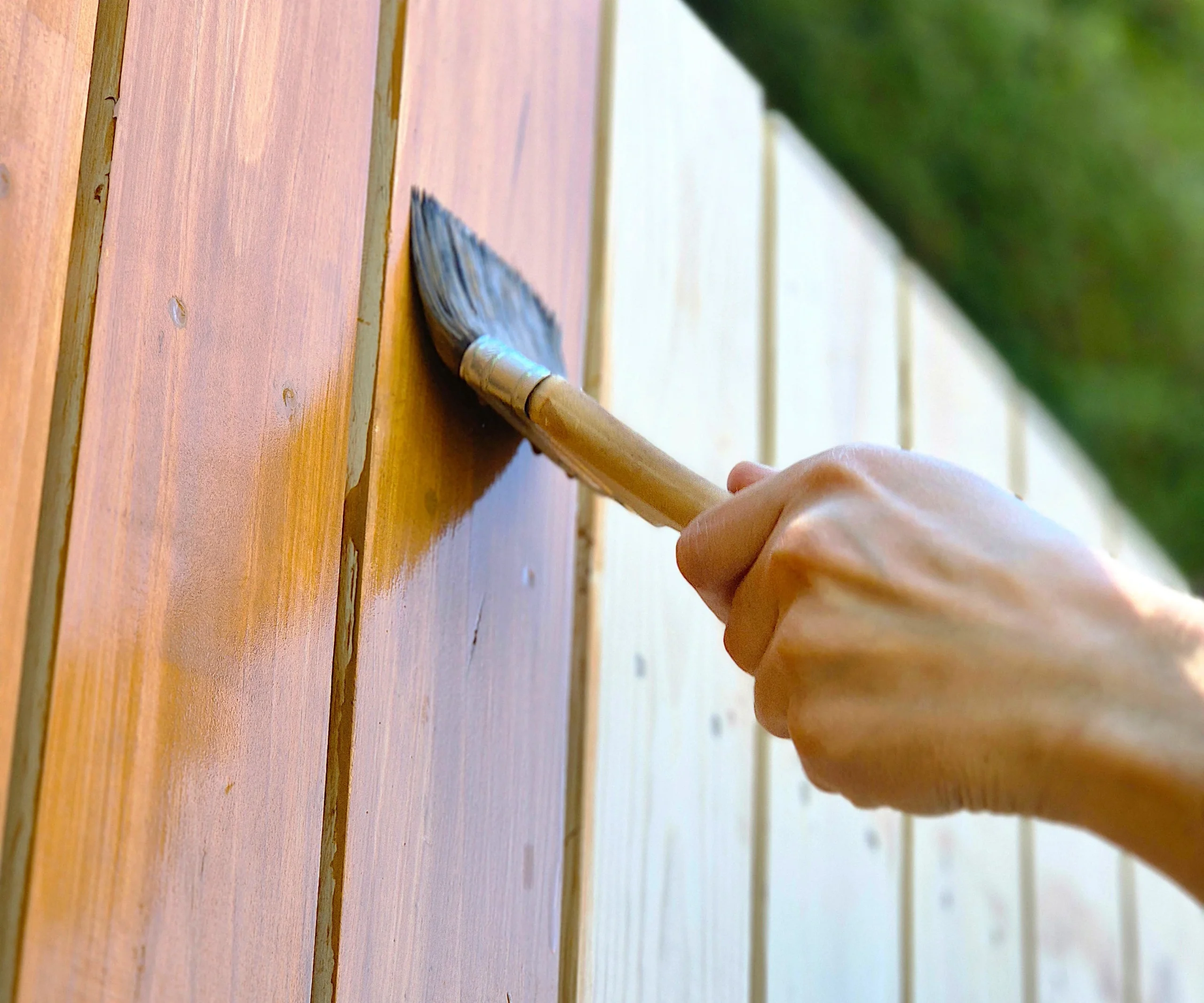 cách bảo vệ đồ gỗ trước ánh nắng