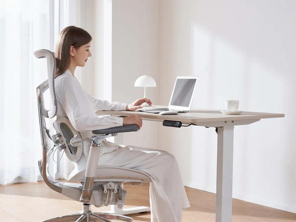 Cách chỉnh độ nghiêng và ngả lưng ghế