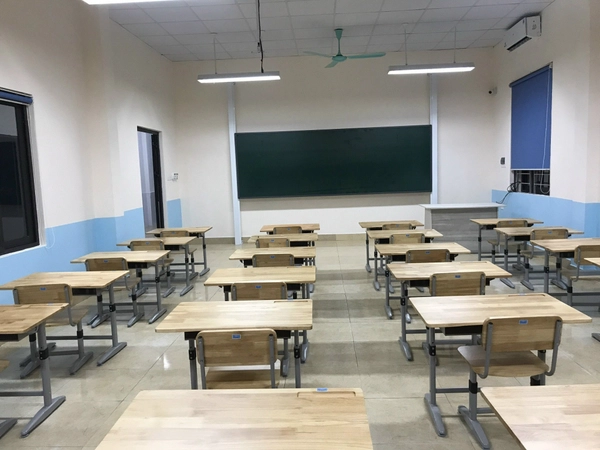 Tiêu chuẩn bàn học sinh cấp 2